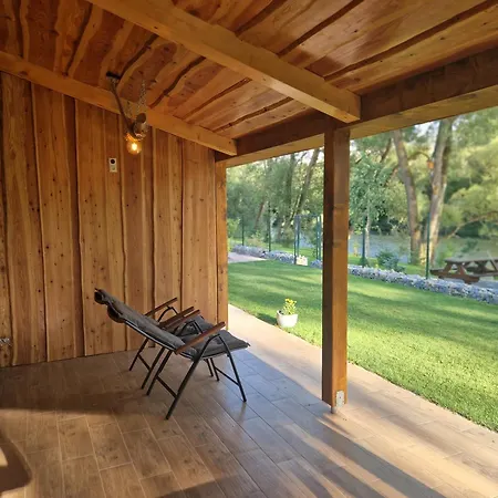 Garden Apartmán Besenova